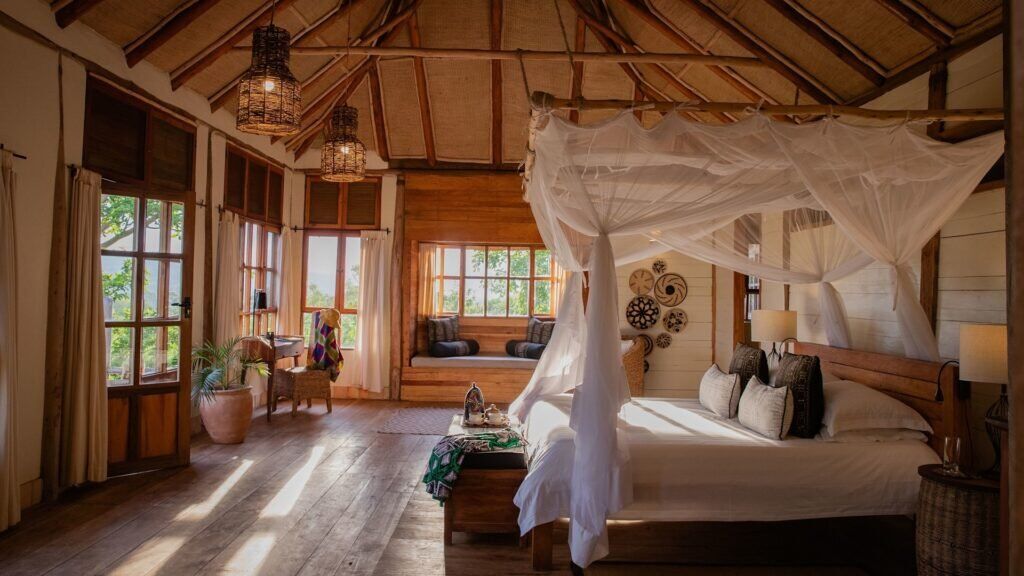 Kyambura Lodge - Uganda Calssic safari