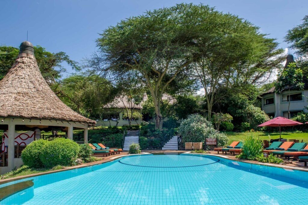 simming pool at lake manyara serena