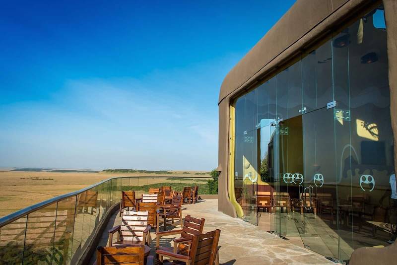 Mara Serena lobby area balcony