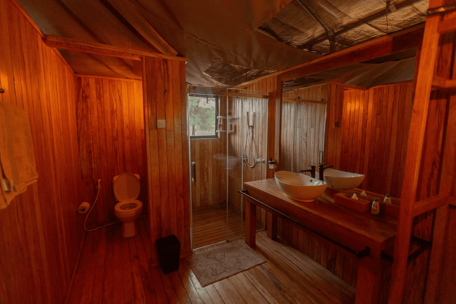 Signature Serengeti Luxury Camp 5