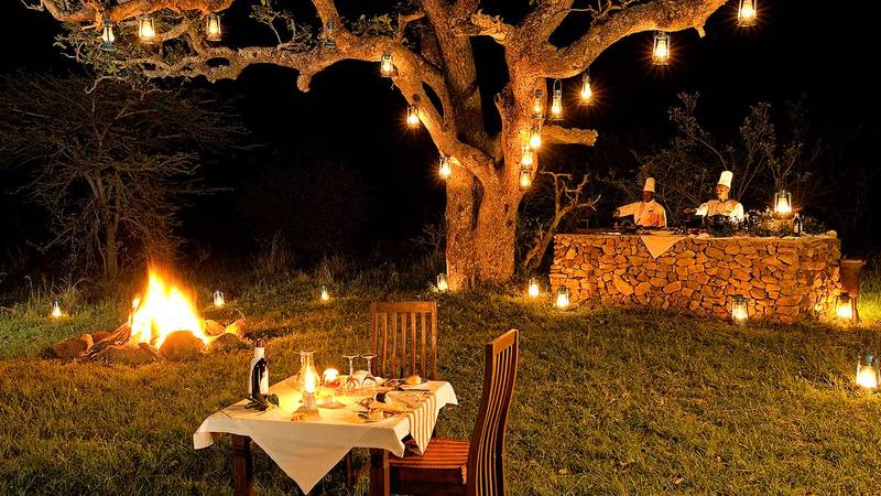 Serengeti Migration Camp dining under the stars