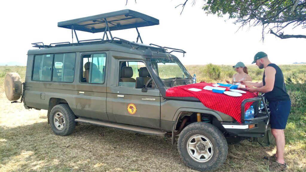Safari Vehicle 5