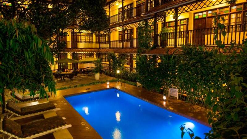 Protea Hotel Dar es Salaam Courtyard1